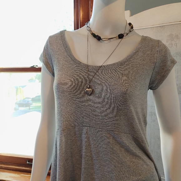 Y2K AEO Flowy Silver Sparkle & Sheer Top Sz. XS NWT - Picture 8 of 13